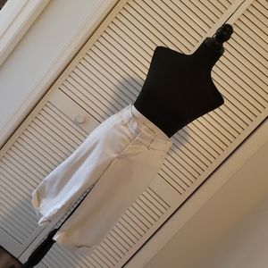 Great Fitting Dockers Capris